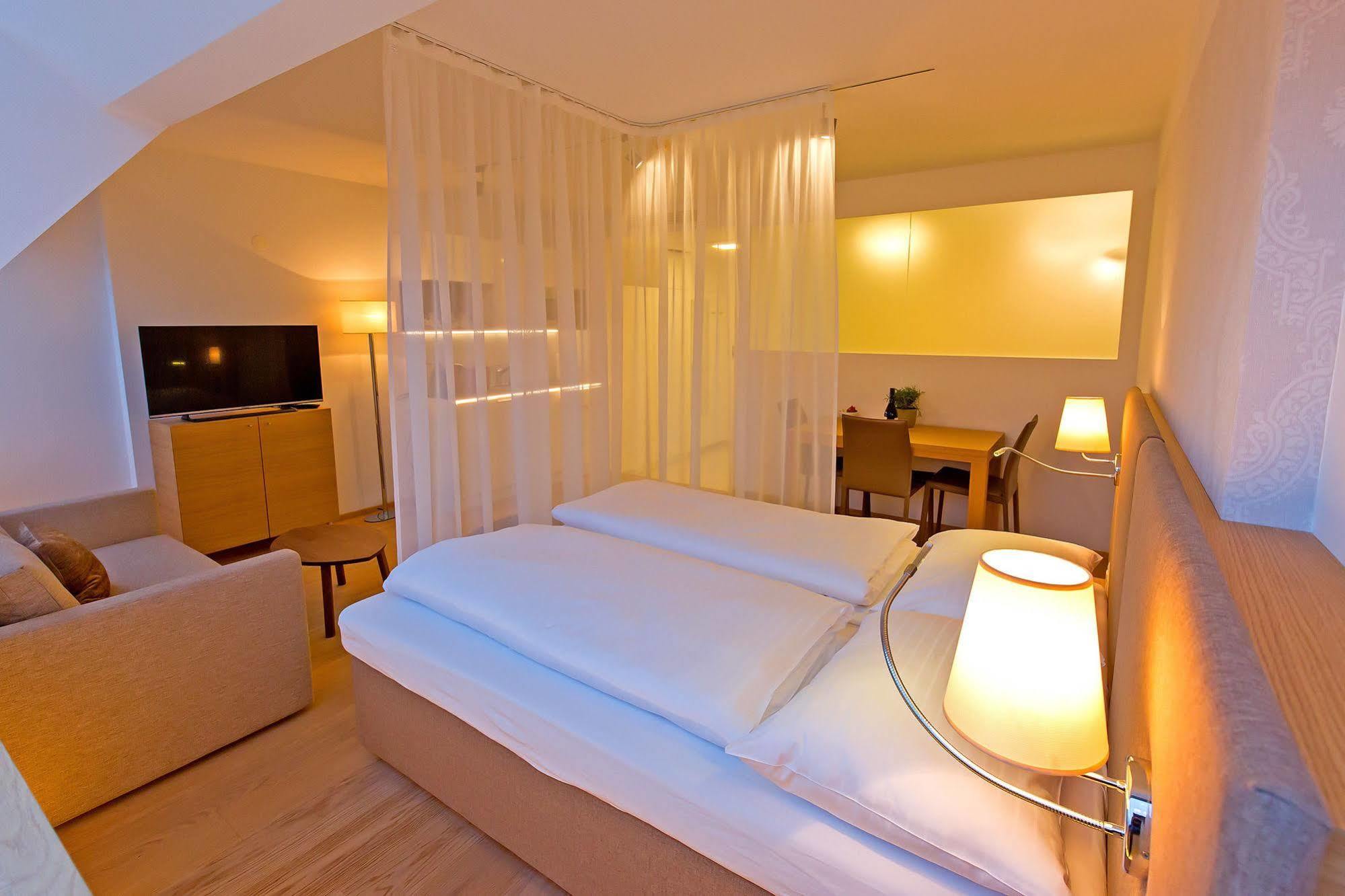 Apartment Getreidemarkt 10 Serviced Wien
