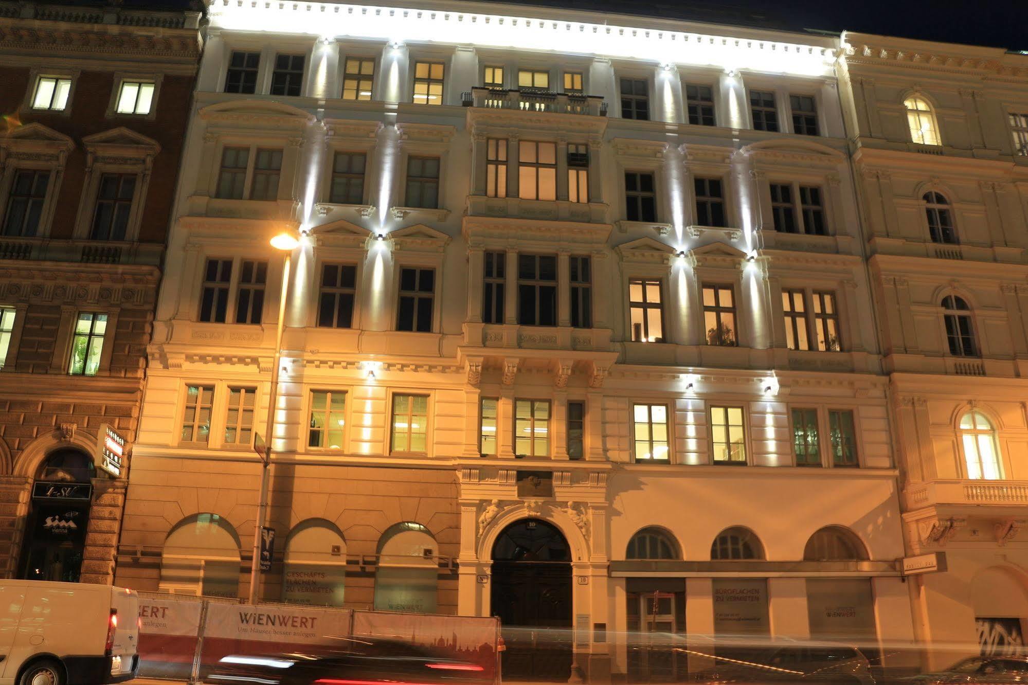 Getreidemarkt 10 Serviced Wien